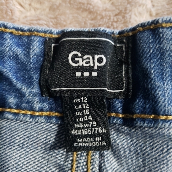 Gap and Arizona a set of blouse and shorts - Picture 7 of 8